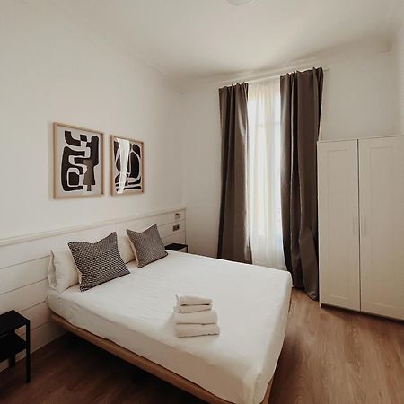 Apartamentos Express By Gaiarooms 바르셀로나 외부 사진